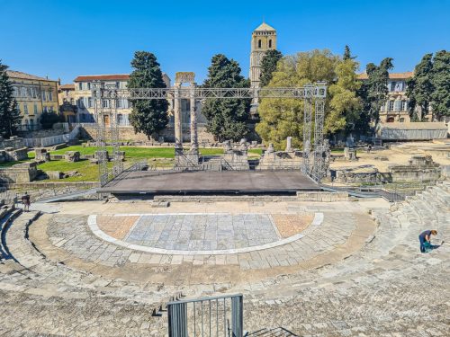 Arles