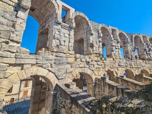 Arles